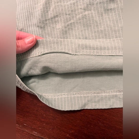 ❤️ Lululemon Delicate Mint Ebb to Street Crop Tank Size 4 - Picture 6 of 9